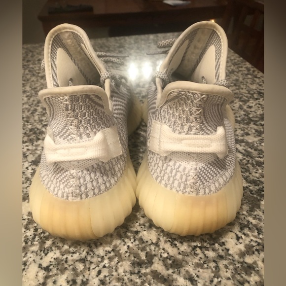 Adidas Yeezy Boost 350, non reflective Size US 10 - Picture 10 of 10